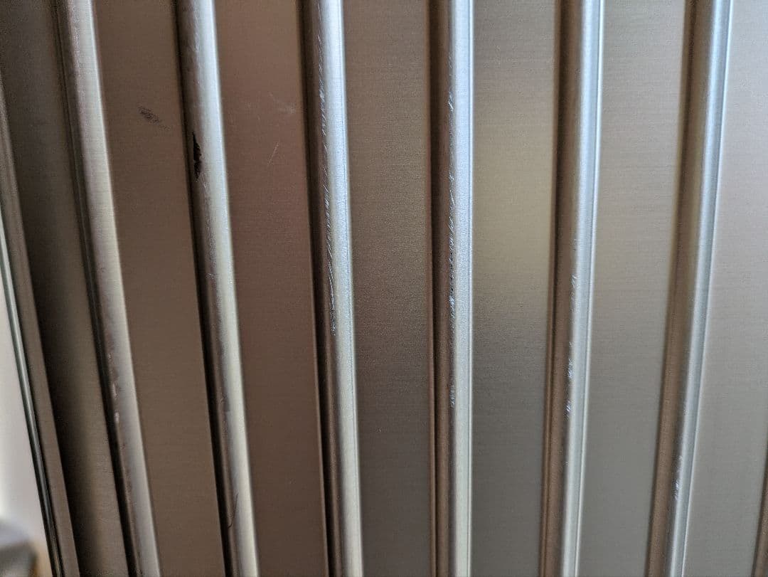 リモワRIMOWAトパーズチタニウム　キャリーケース　スーツケース　67L廃番