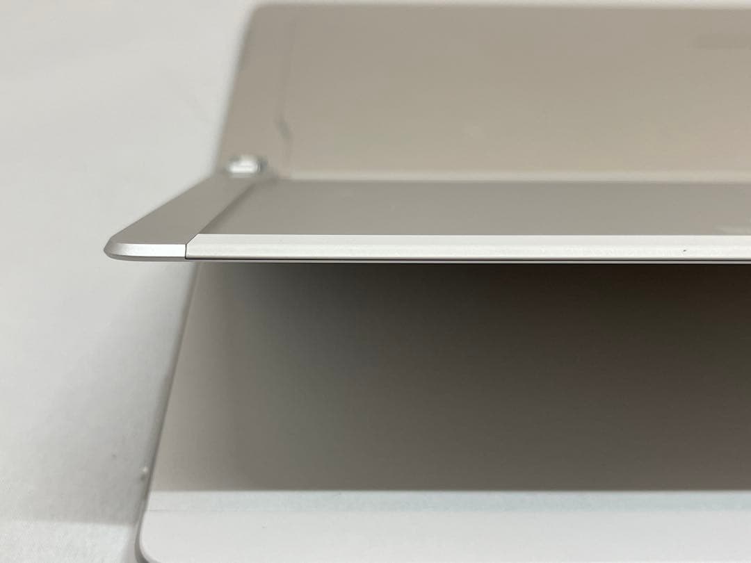 Surface Pro8 i5/8GB/256GB LTE搭載