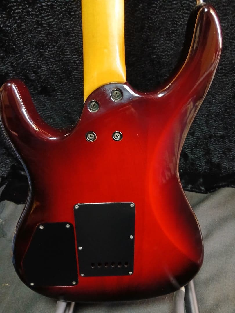 AriaproIIMAGNA Shires 中古ソフトケースシールドストラップ付