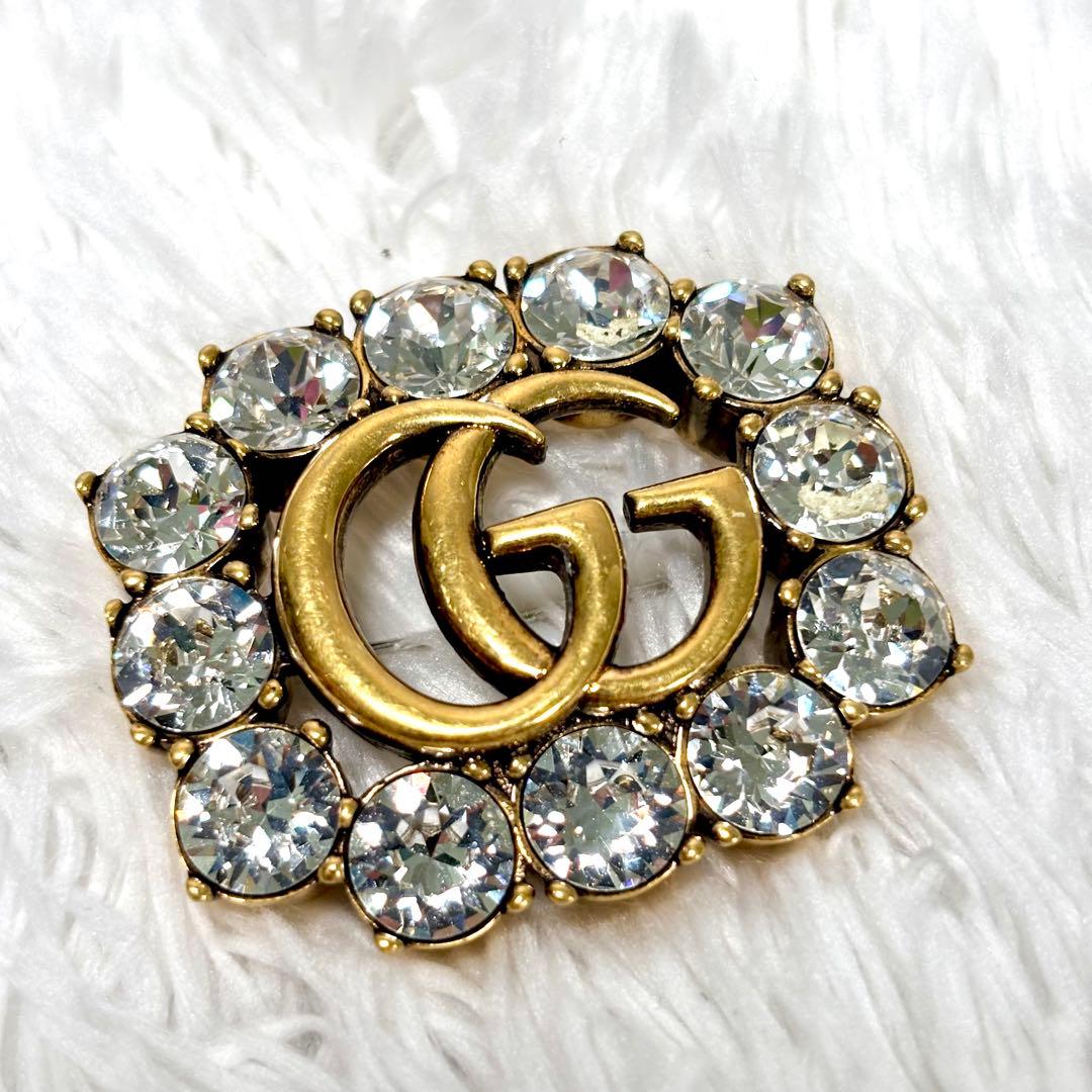 【美品】 グッチ ブローチ クリスタル メタル GG ダブルG シルバー