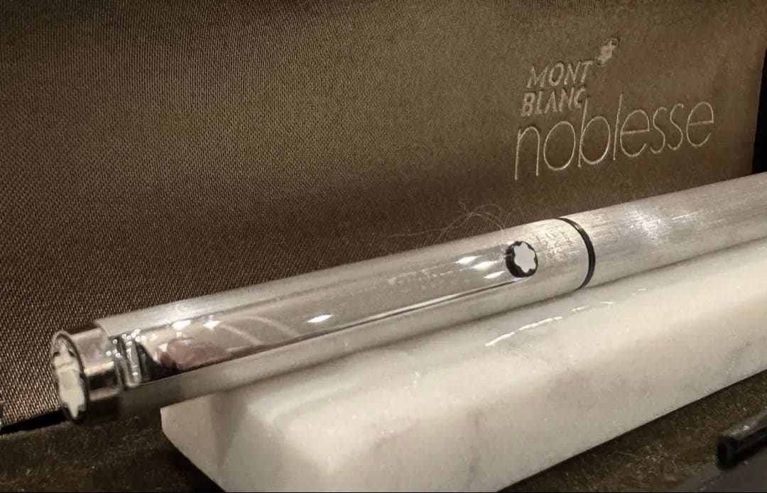【極美品】モンブラン 2色ボールペン シルバー（リフィルセット）