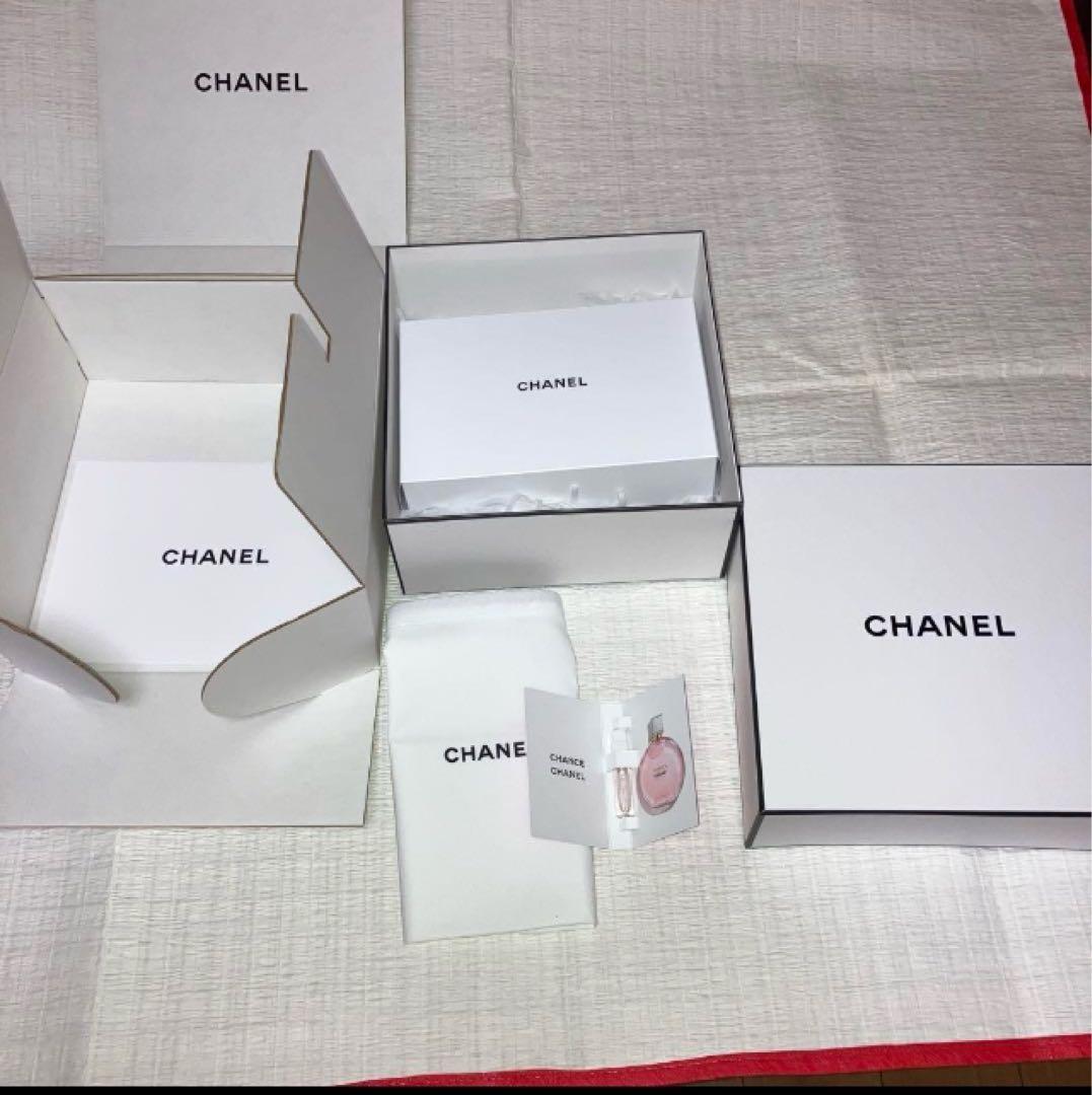 シャネル エッセンシャル ケア セット