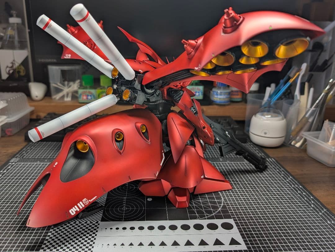 HGナイチンゲール　全塗装完成品　マッドキャンディ塗装