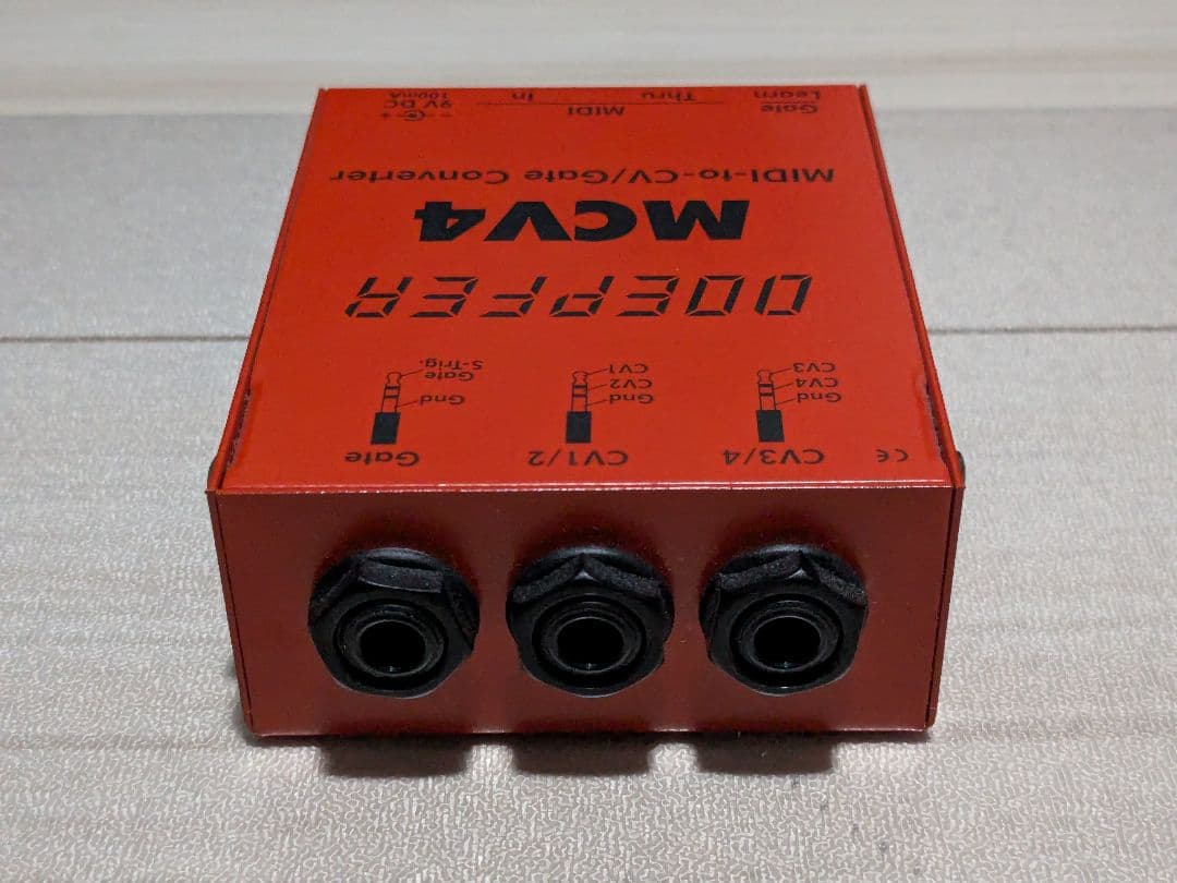 Doepfer MCV4 Midi to CV コンバーター