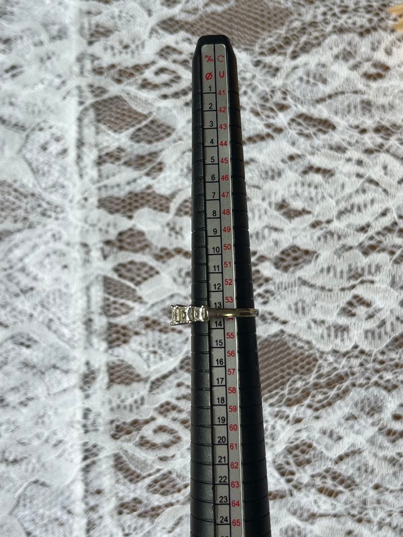 【早い者勝ち】英国 ヴィンテージ 9金 ホワイトゴールド プリンセス リング