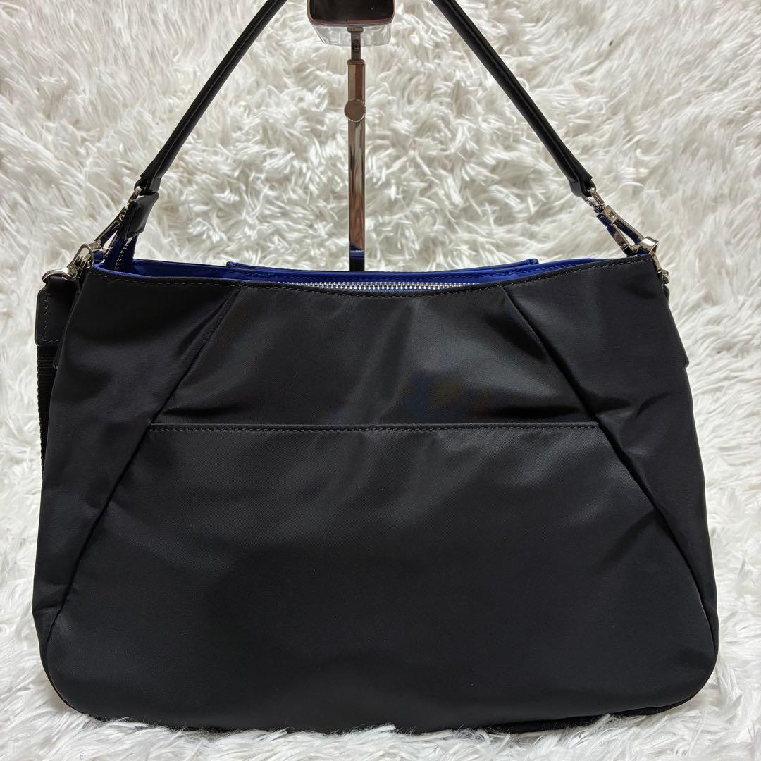 アニエスベー　2wayバッグ　ナイロン　レザー　ゴールドロゴ　ブラック×ブルー