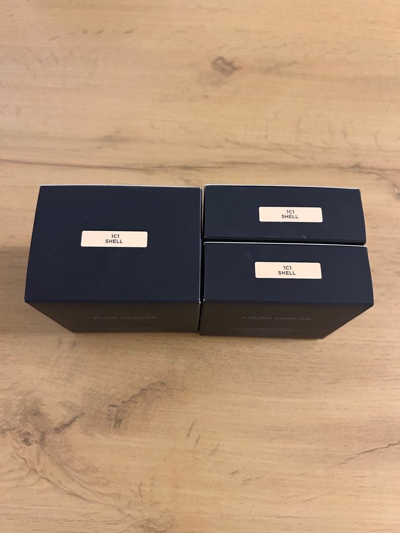 【完全未使用】ローラメルシエクッションファンデ1C1 3個セット