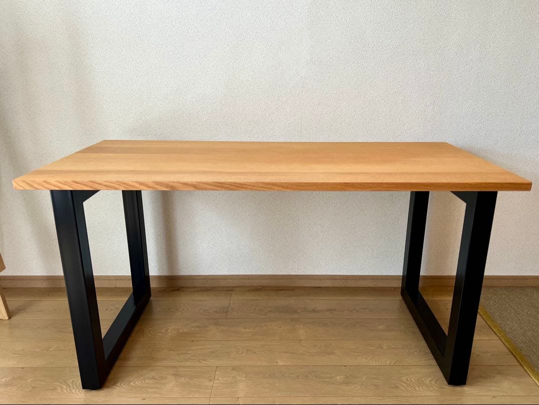 マスターウォール　ワイルドウッドダイニングテーブル　書斎用