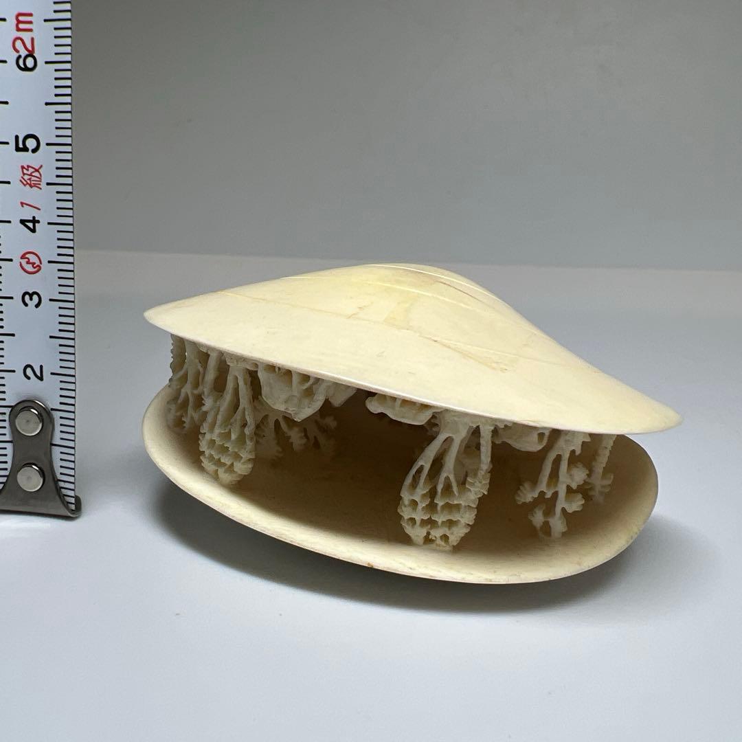 極上貝透彫置物　50g/横幅約7㎝　東Y8-0109☆2Fタサオ