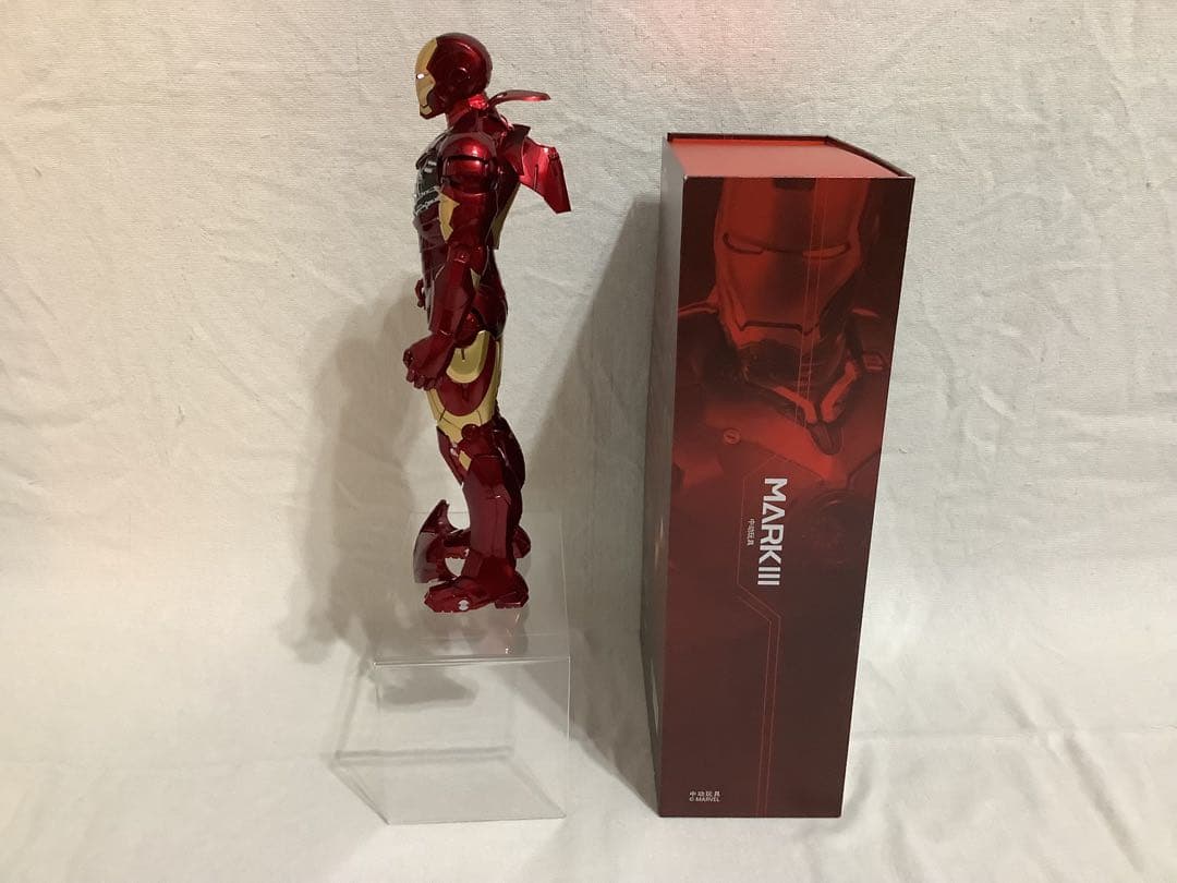 中动玩具 1/5 IRON MAN MK3 アクションフィギュア 発光機能付き
