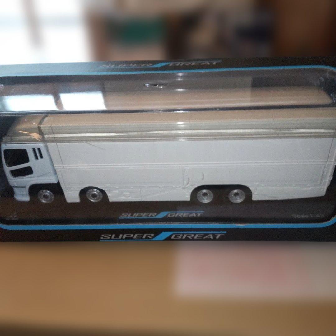 FUSO SUPER GREAT トラック 1/43 一部組み立てパーツ有り