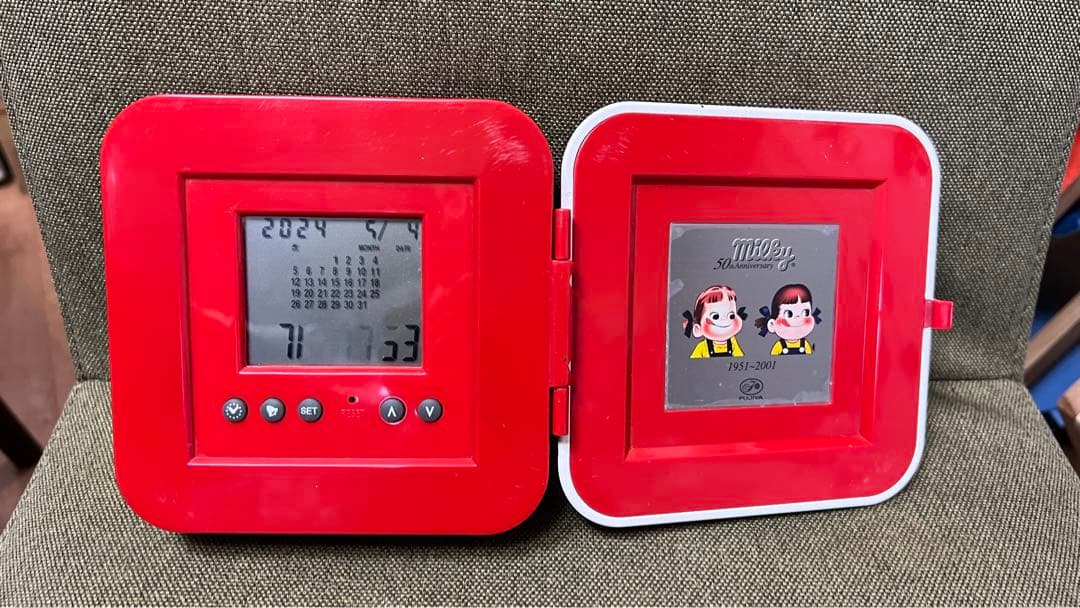 値下げ！2001年頃懸賞当選品レアペコちゃん不二家 ミルキー50周年置き時計