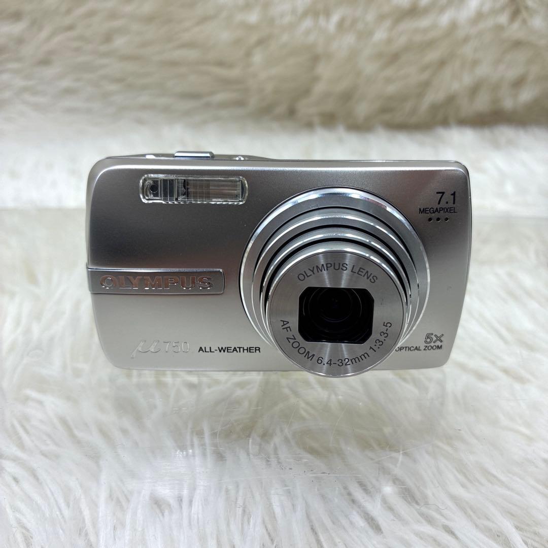 極美品 OLYMPUS μ750 メガピクセル コンパクトデジタルカメラ