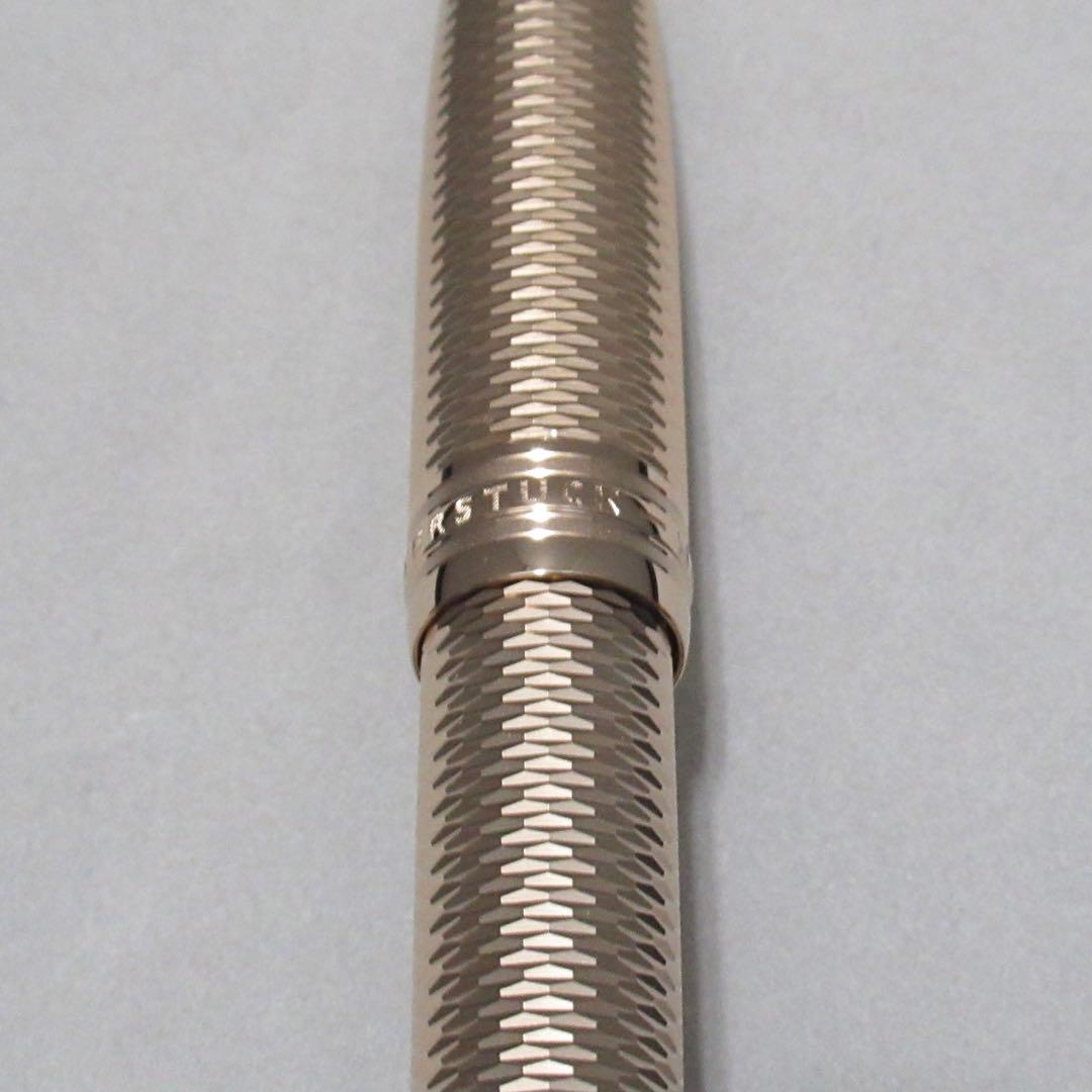 モンブラン 万年筆 146 ソリテール ジオメトリー シグニチャーゴールド