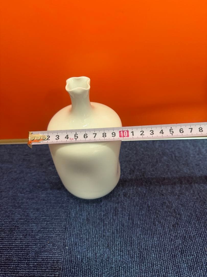 1751 中村清六　白磁　花瓶