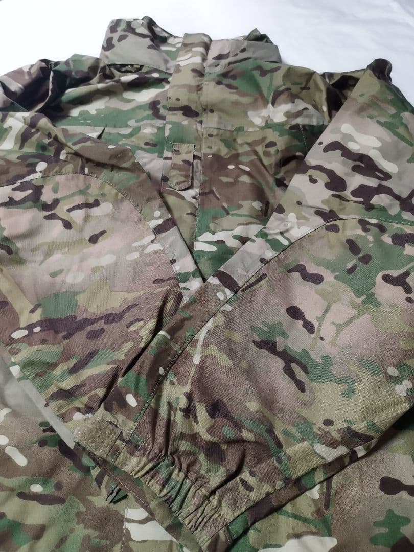 (4972)米軍実物ECWCS.GENⅢ．レイヤー6ゴアテックスOCPジャケット