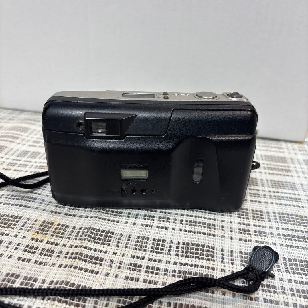 カメラ　OLYMPUSオリンパス　SUPERZOOM 105G