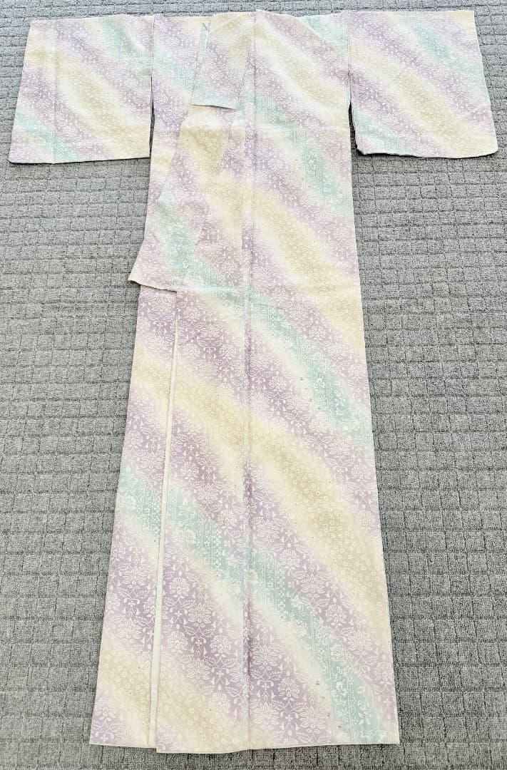 未使用品 高級 小紋 洗える着物 パステルカラー ポリエステル