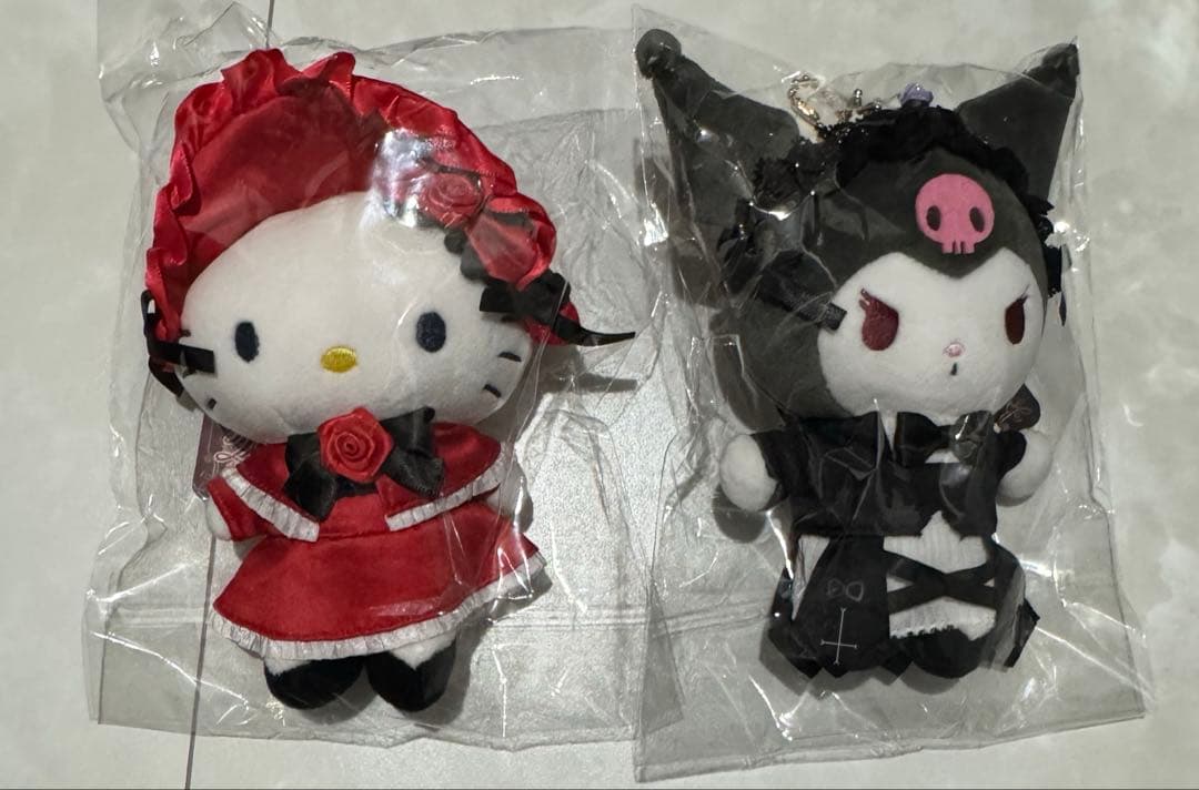 サンリオ ローゼンメイデン コラボぬいぐるみ 水銀燈 真紅