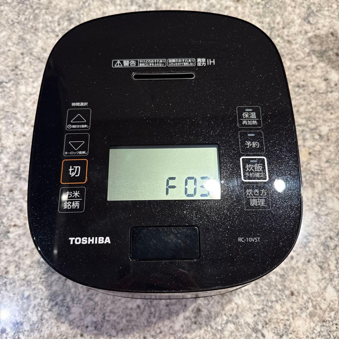 TOSHIBA RC-10VST 炊飯器 最大5.5合　ジャンク品