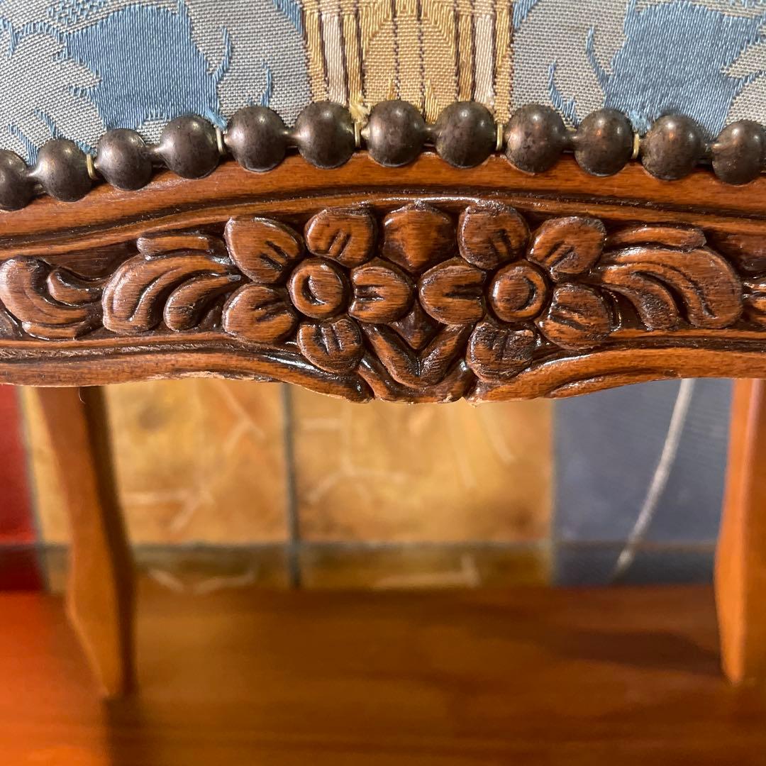 お値下げ‼︎ イタリア製猫脚スツール