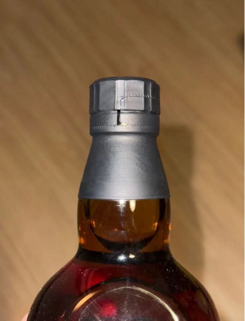 サントリー　山崎 18年 シングルモルトウイスキー 700ml