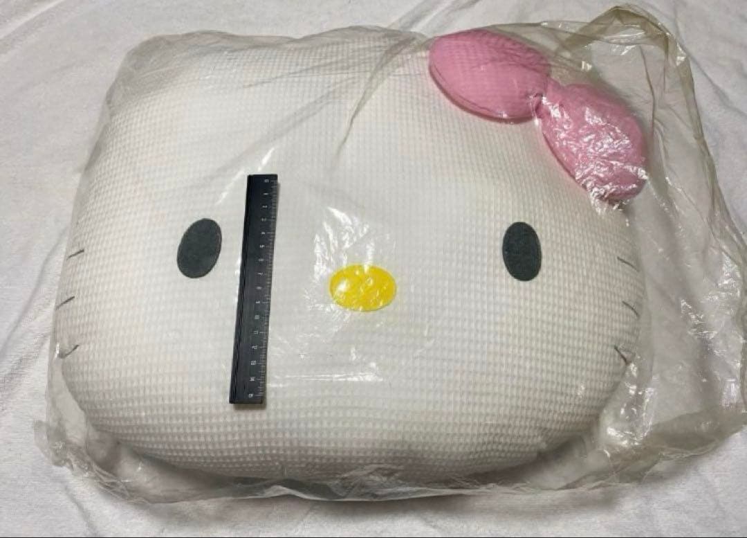 サンリオ ハローキティ クッション