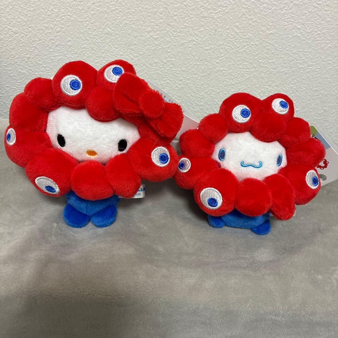 【最終価格！】ミャクミャク なりきり サンリオ カラビナ　キティ　シナモン2個