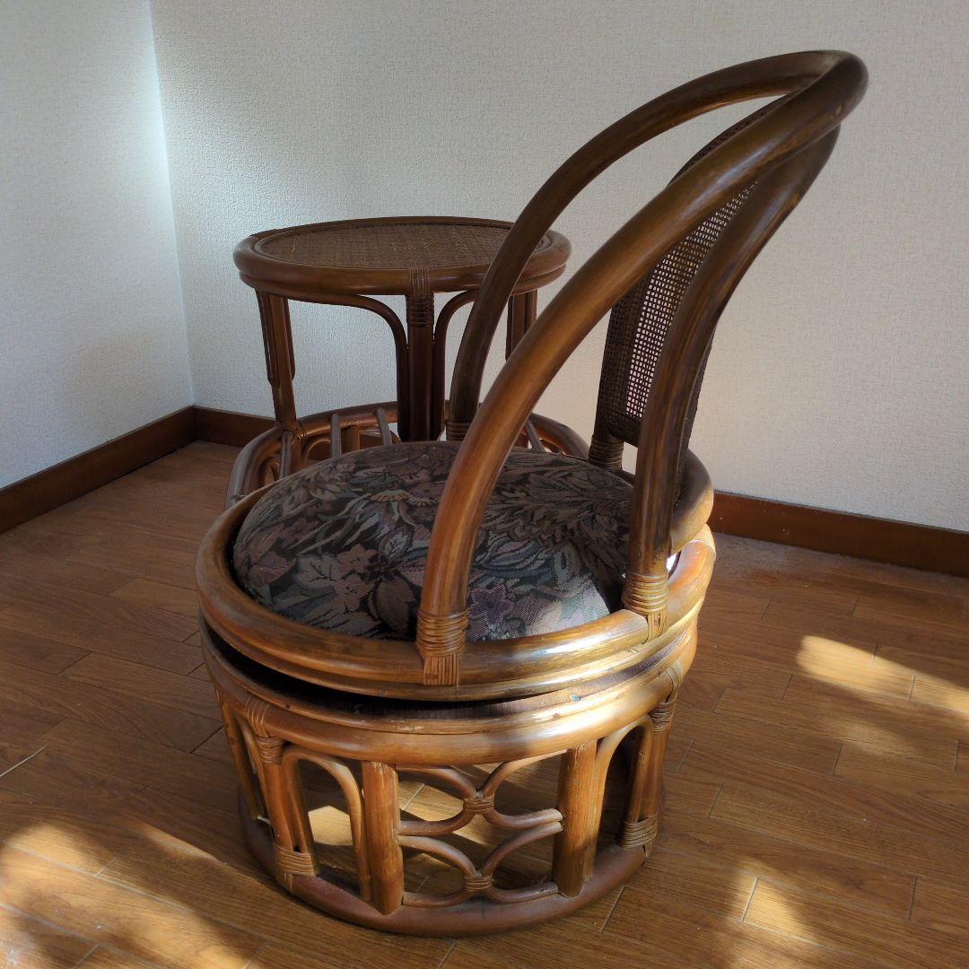 ★最終値下げ 超特価セール★昭和の珍品★コイズミ製 ラタン 回転椅子付きテーブル