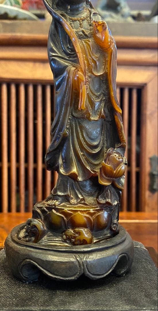 彫刻　弥勒菩薩　バッファロー角 鑑賞台座ケース付　３点セット ヴィンテージ　レア