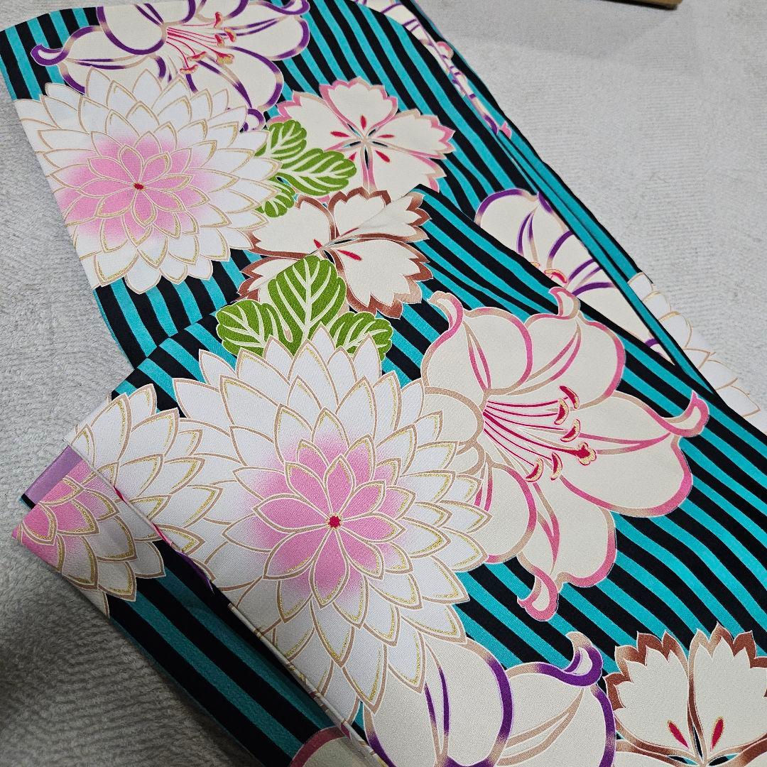 京都丸紅振り袖ブランド「紅一点」　サンプルトルソー着付け品