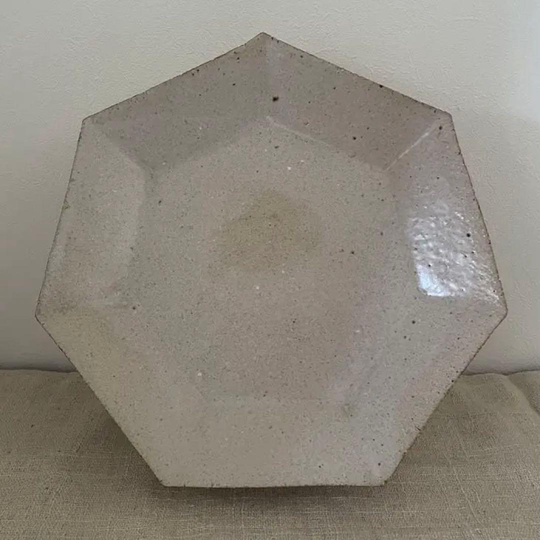 沖縄　大嶺實清　2000年前後作品　七角形台付き皿
