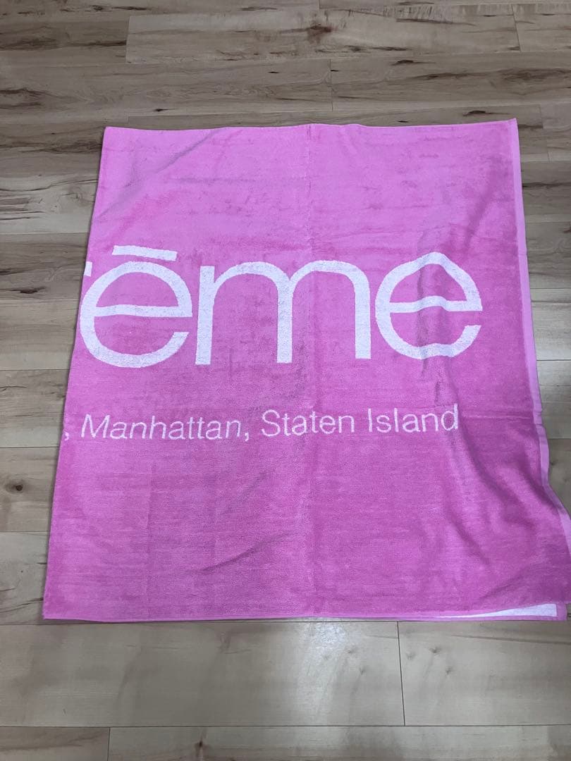 Supreme Five Boroughs Towel ピンク