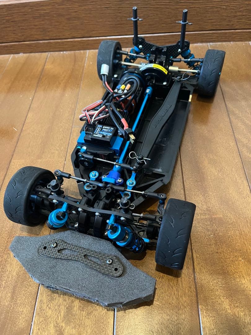 タミヤ tt-02 SRX仕様AUTECH Zボディ付き