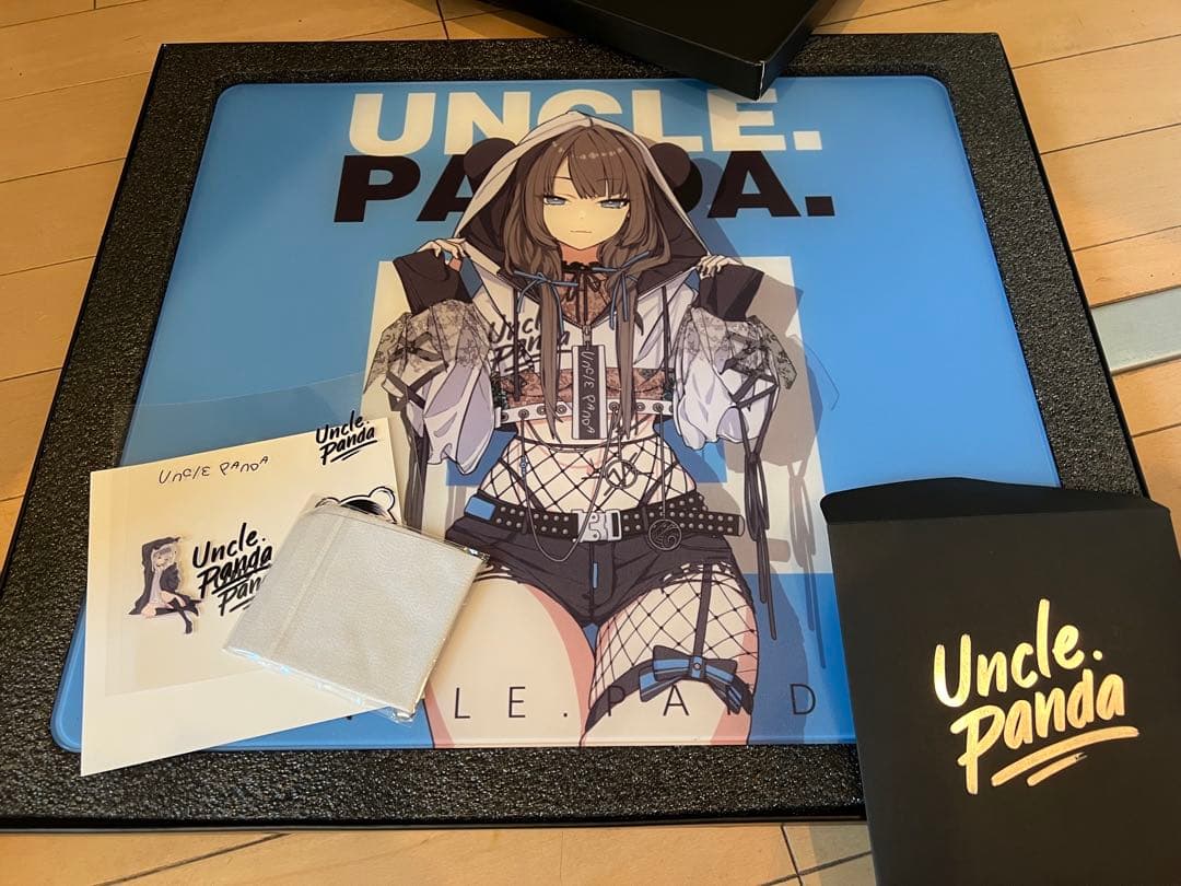 【即購入OK！】Uncle Panda ガラスマウスパッド