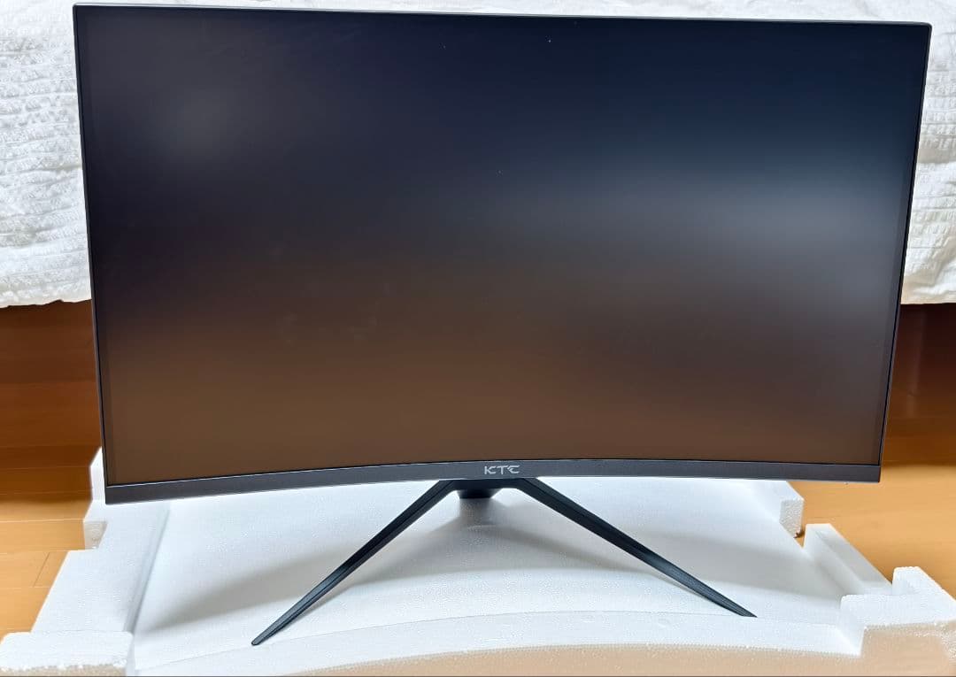 KTC 湾曲ゲーミングモニター H27S17　27インチ WQHD