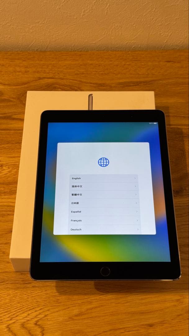 美品 iPad Pro 9.7インチ　128GB Wi-Fi 箱・ケース付