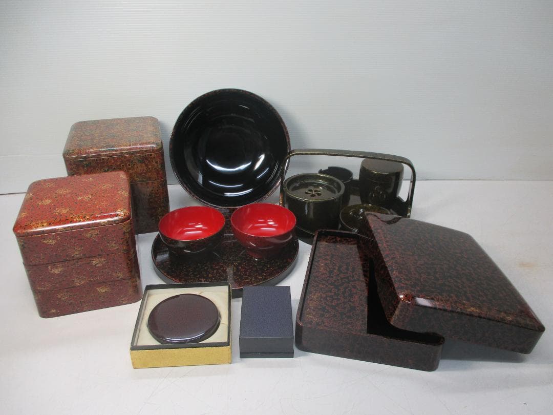 津軽塗 漆器まとめて 唐塗/七々子塗 重箱/硯箱/丸盆/菓子器/夫婦碗他