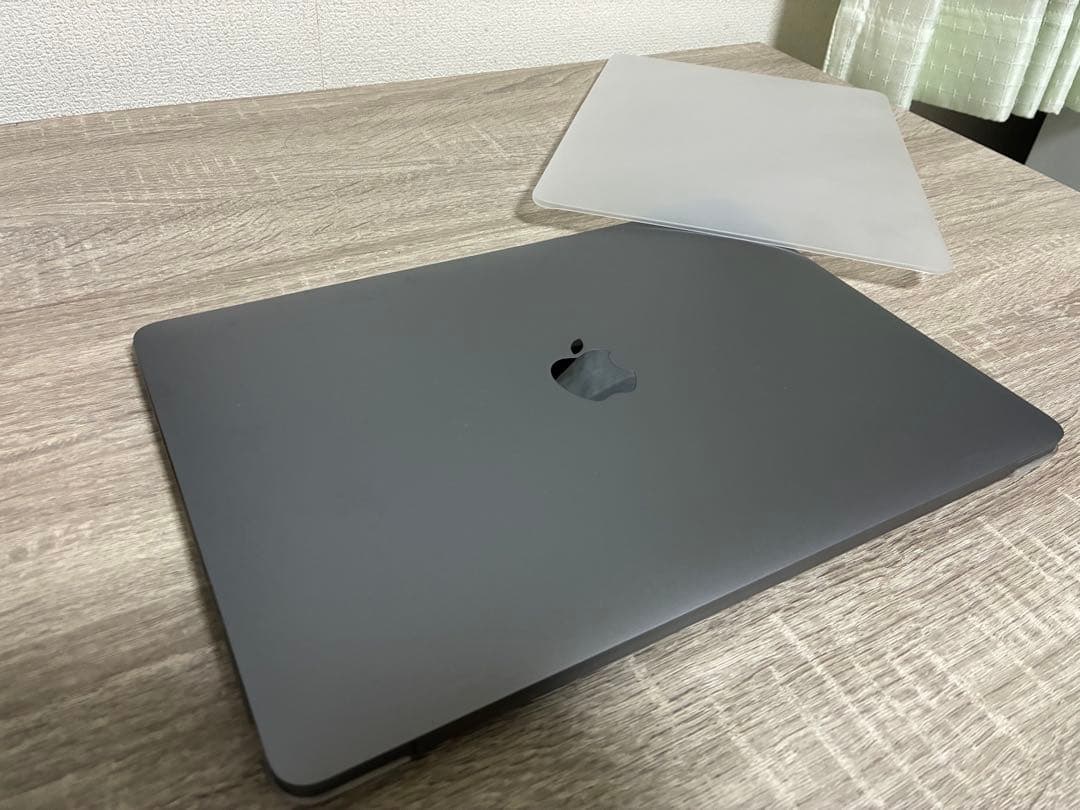 【超美品】Apple MacBook Air 13インチ スペースグレー