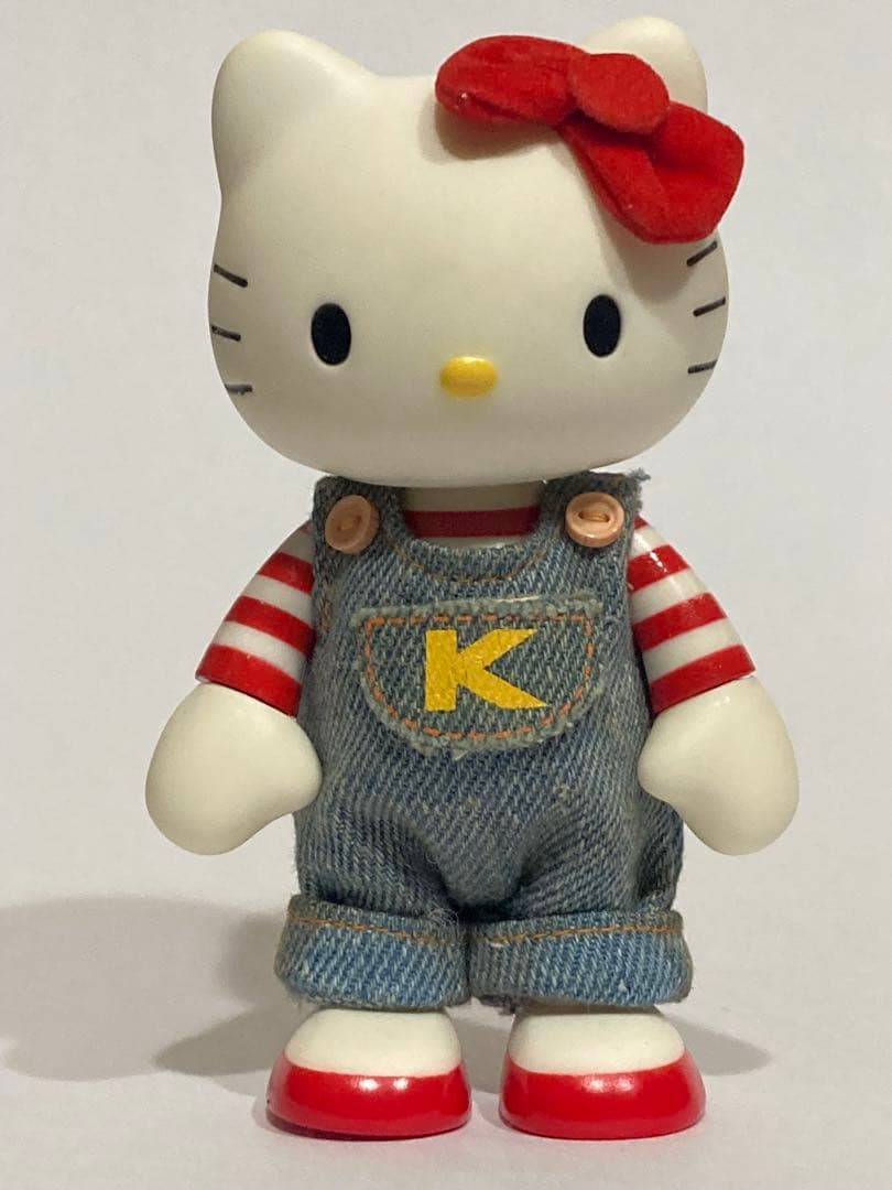 ハローキティ デニムオーバーオール フィギュア