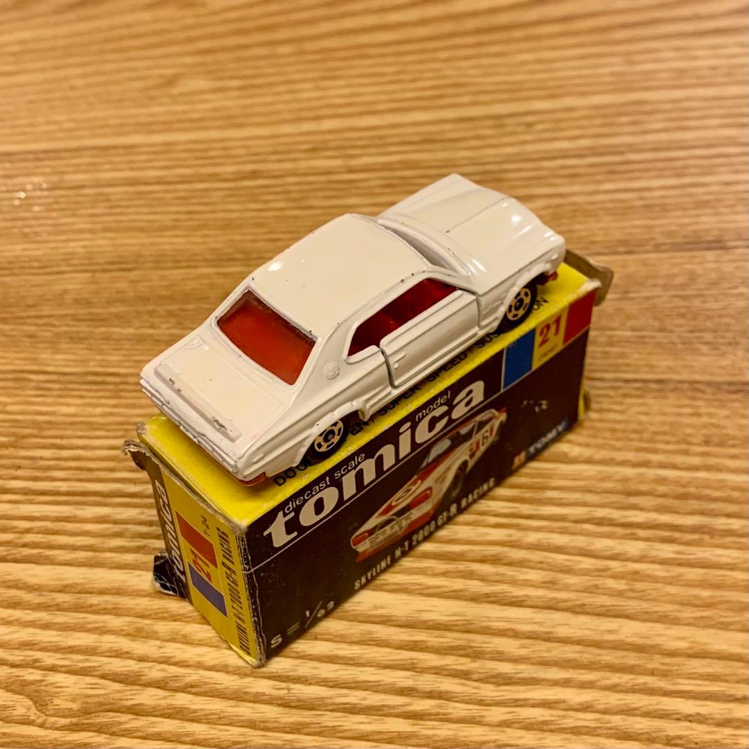 トミカ スカイライン H-T 2000 GT-R レーシング