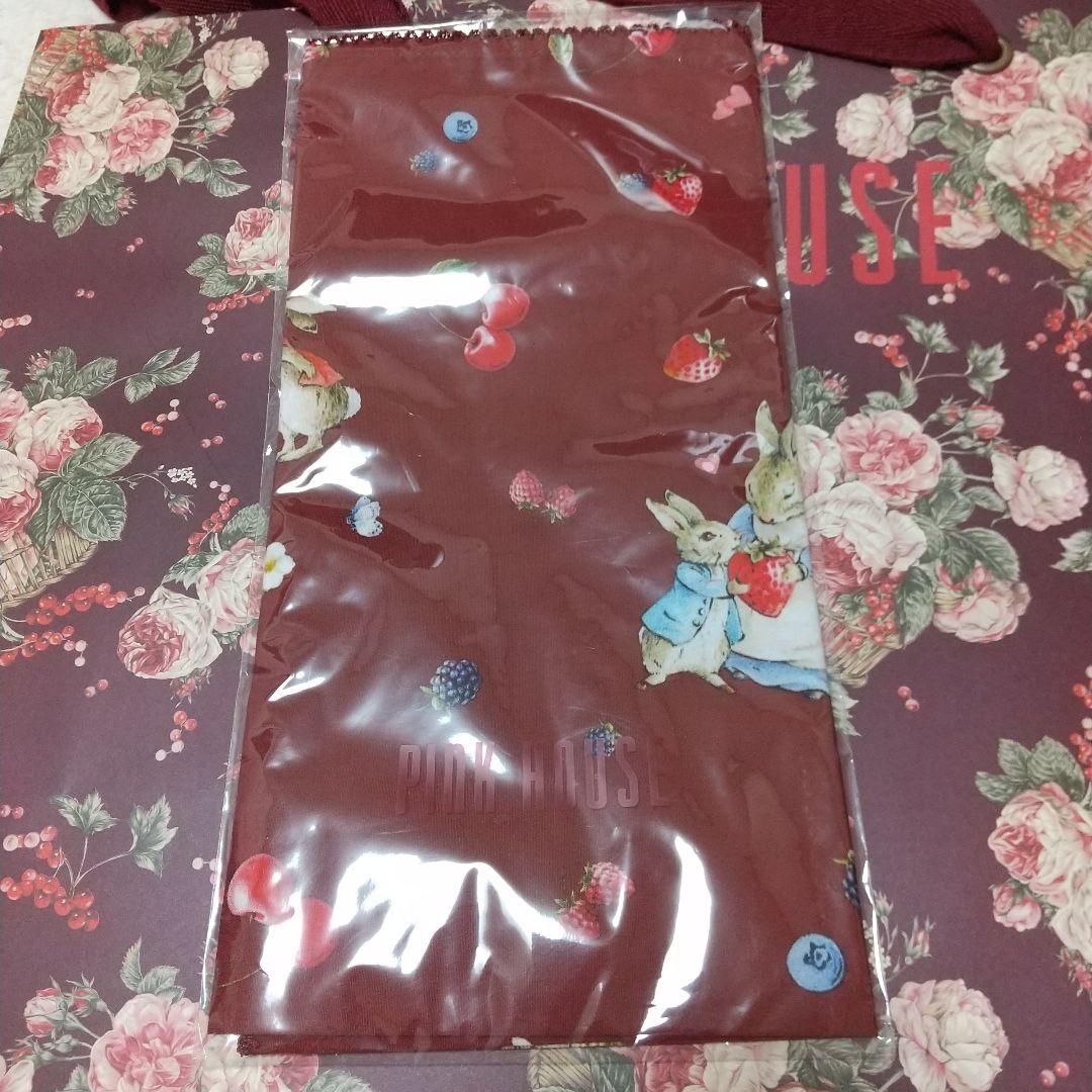 ピンクハウス ＊ブローチとハンカチ＊