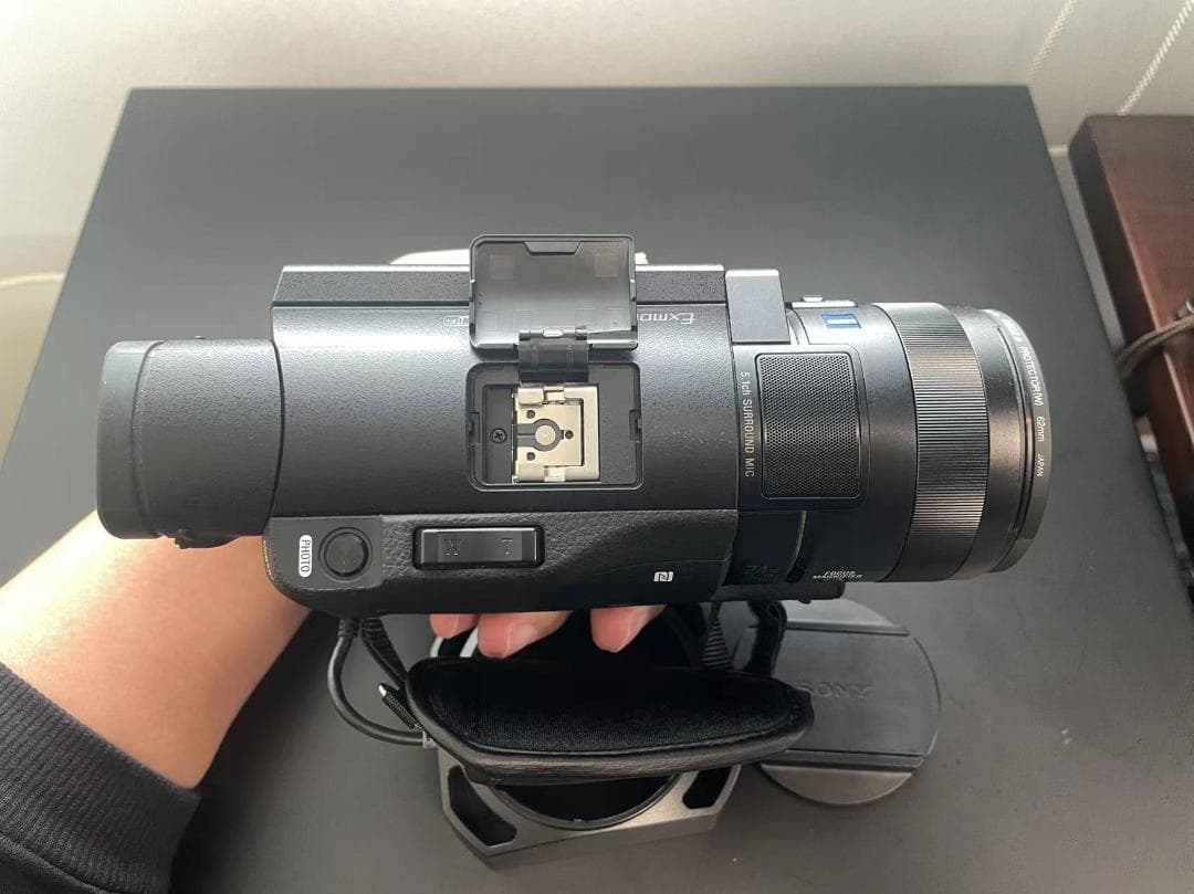 超美品 SONY ビデオカメラ Handycam CX900 デジタルHD