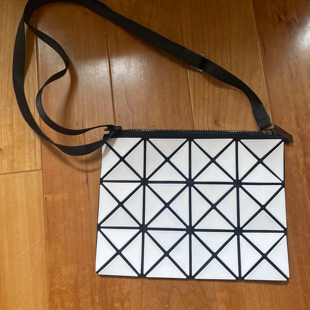 H*H様 BAOBAO 幾何学模様 ハンドバッグ 白