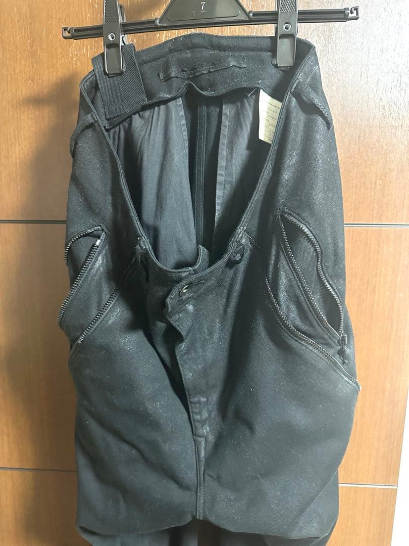 JULIUS（ユリウス）　ブラックパンツ