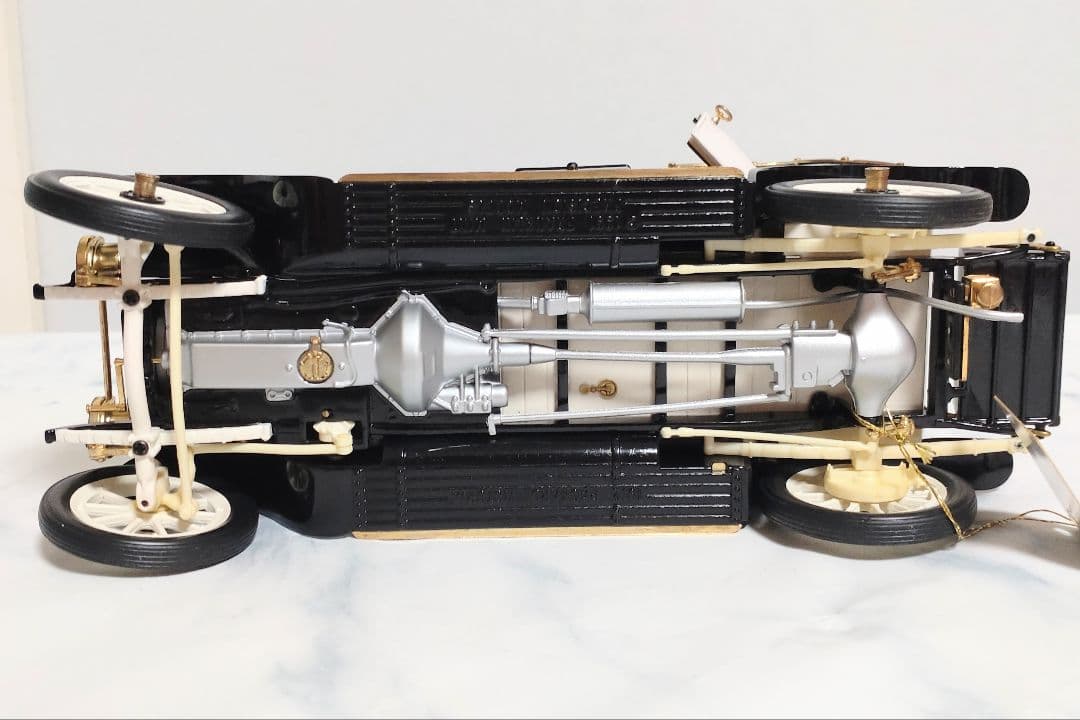 ミニカー 1912 PACKARD VICTORIA