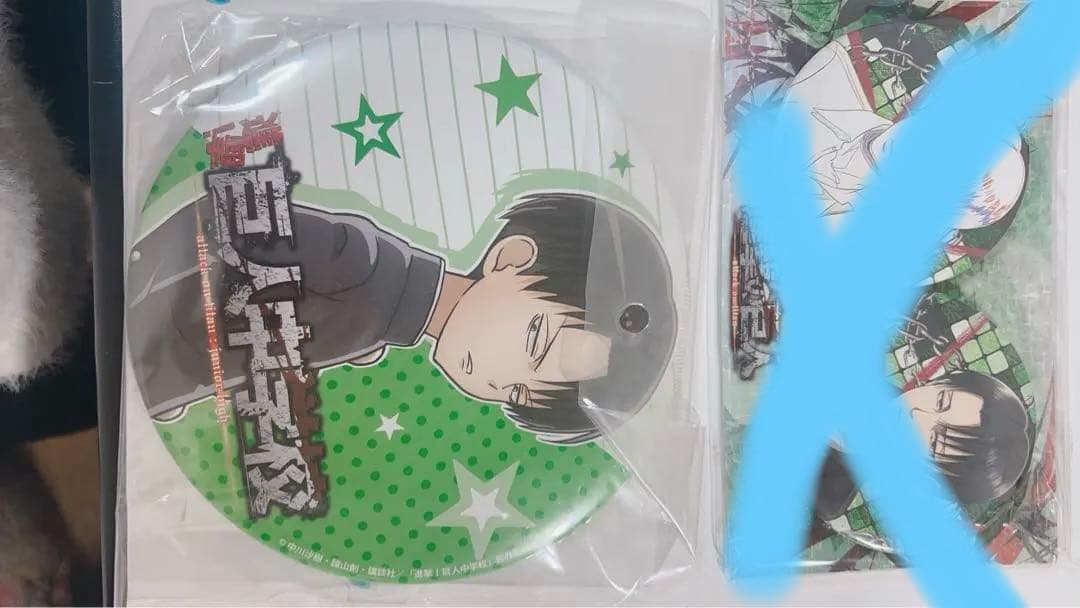 リヴァイ 缶バッチ 特大サイズ