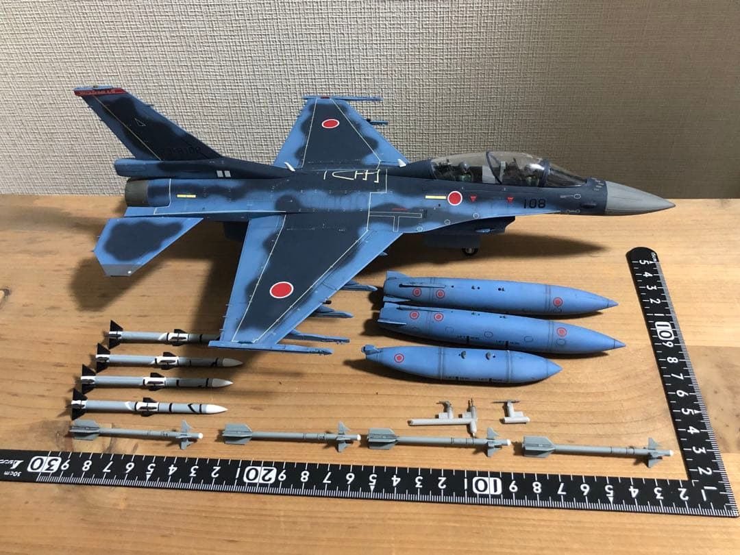航空自衛隊　F-2B プラモデル