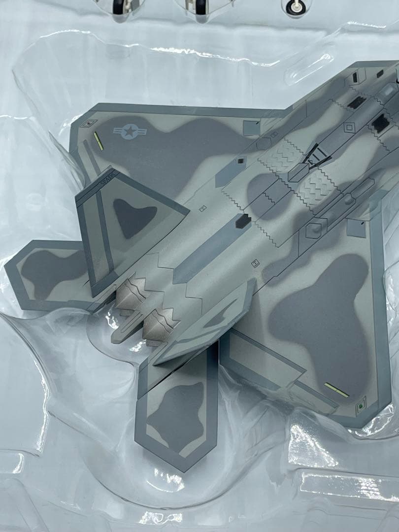 ホビーマスター F-22ラプター アメリカ空軍 第1戦闘航空団 第94戦闘飛行隊