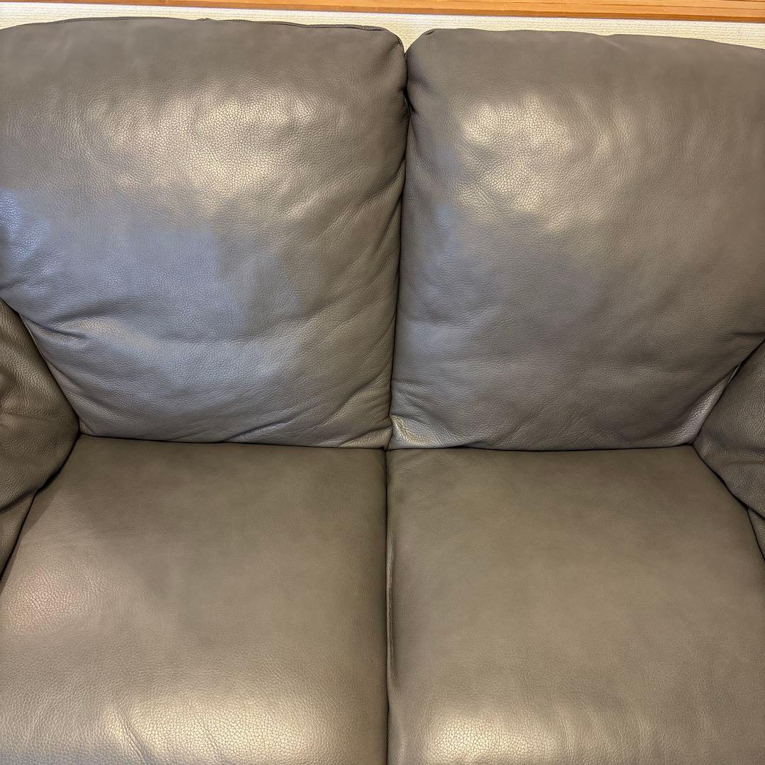 超美品／未使用　かねたや ホルス　イタリア製レザー 2人掛けソファ　グレー